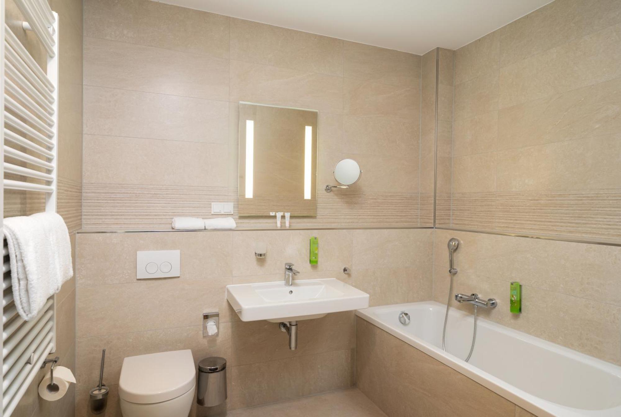 Paulinenhof Hotel Belzig Екстериор снимка
